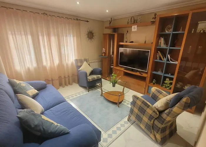 Apartamento El Trasgu De Laviada A 300m Playa, Puerto, Acuario *